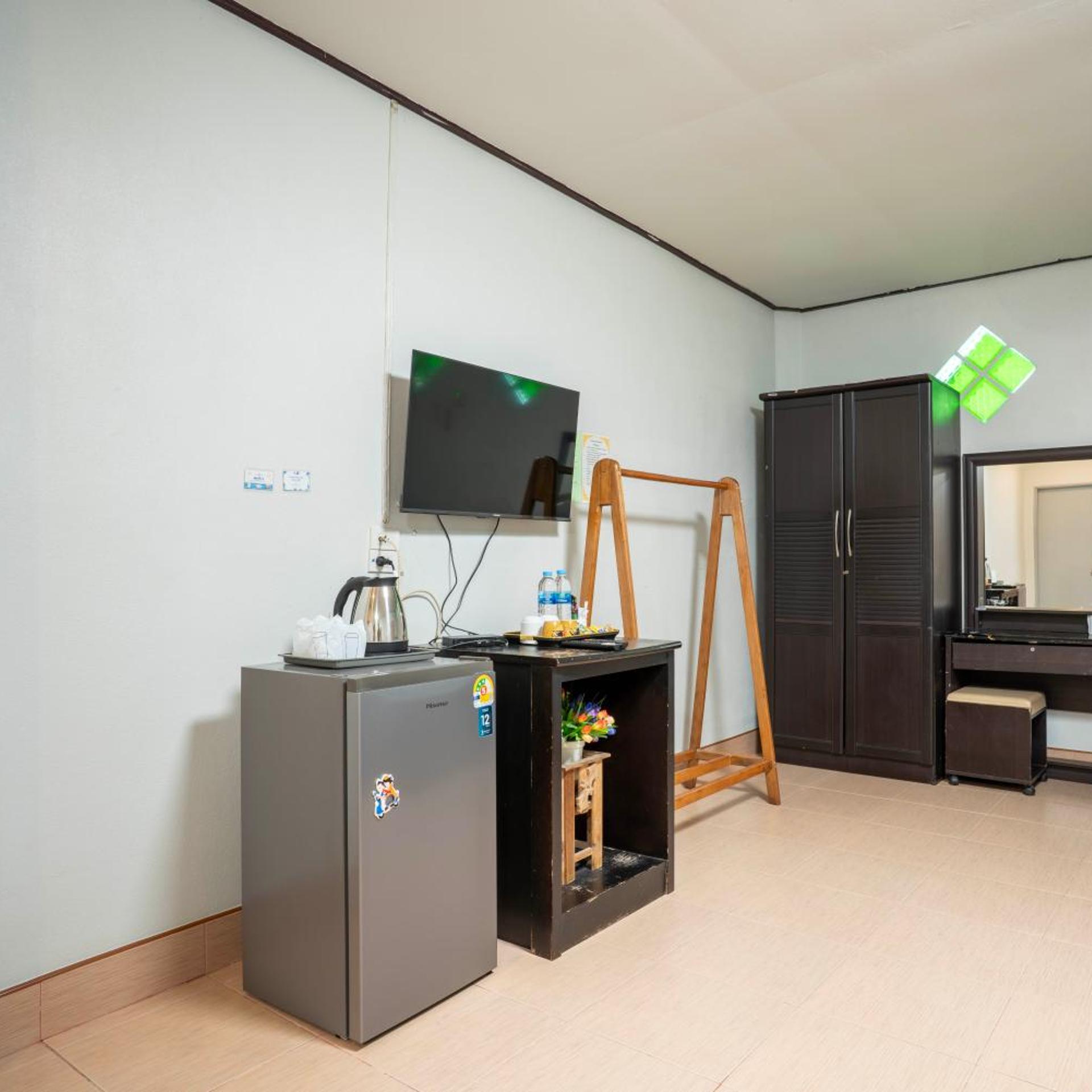 Phumthadarommanee Resort 35/43