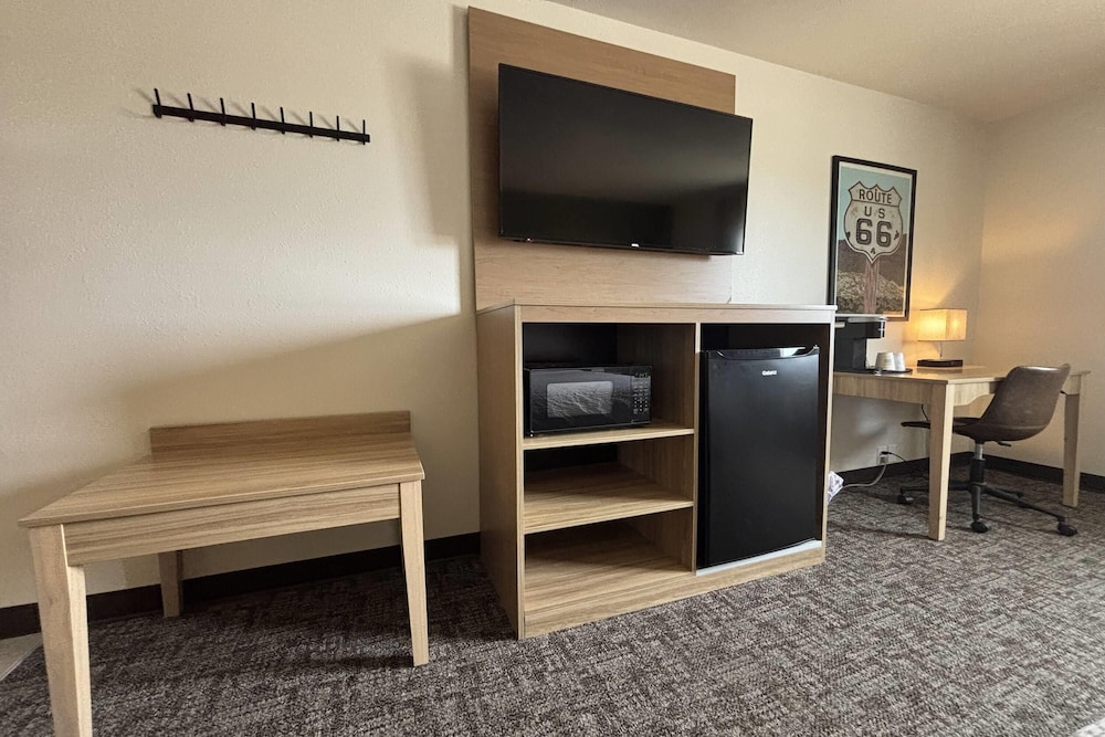 Travelodge by Wyndham Atlanta, Illinois 69/75