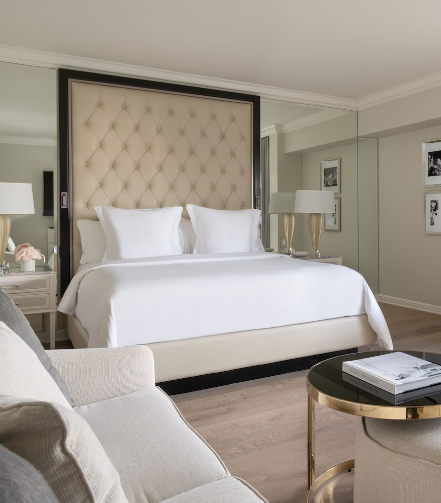 WELLNESS, EXECUTIVE, KING BED