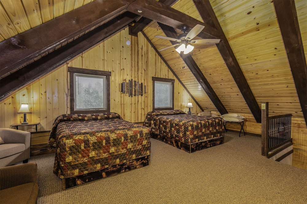 Freedom Ridge Cabins 31/54