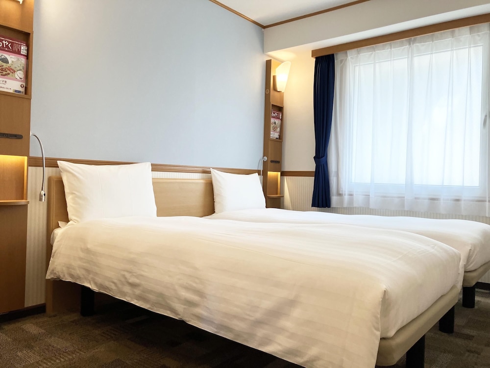 Toyoko Inn Tokyo-eki Shin-Ohashi Mae 19/68