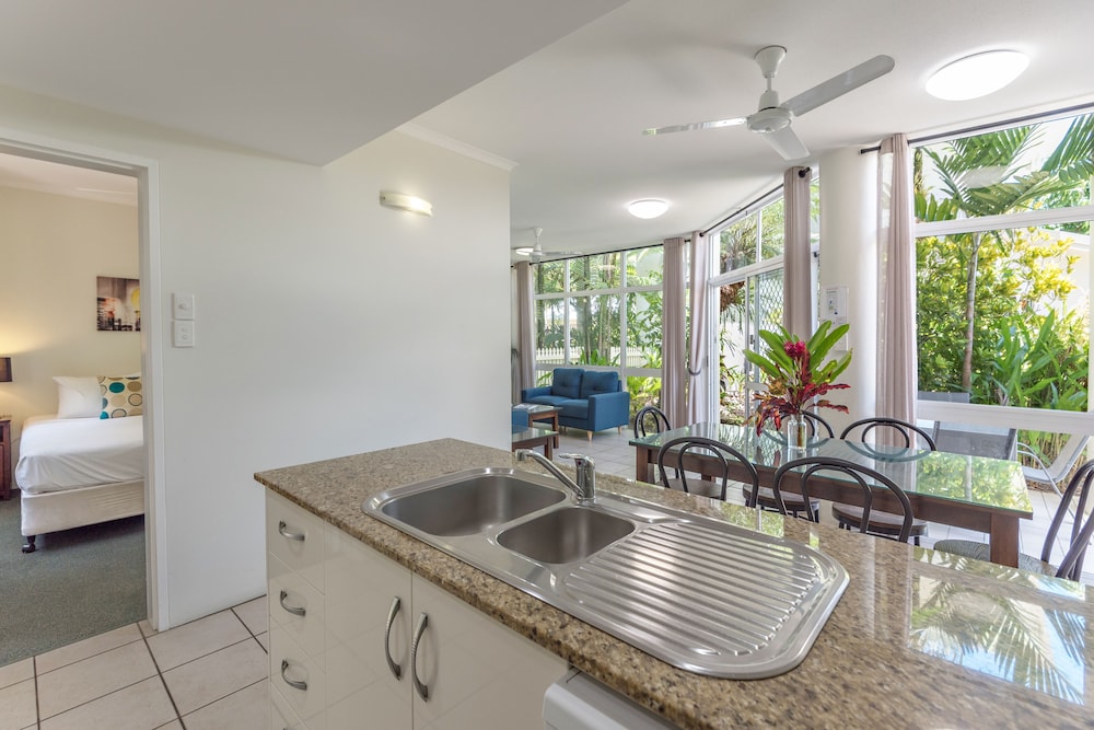 A Tropical Nite Holiday Townhouses 35/67