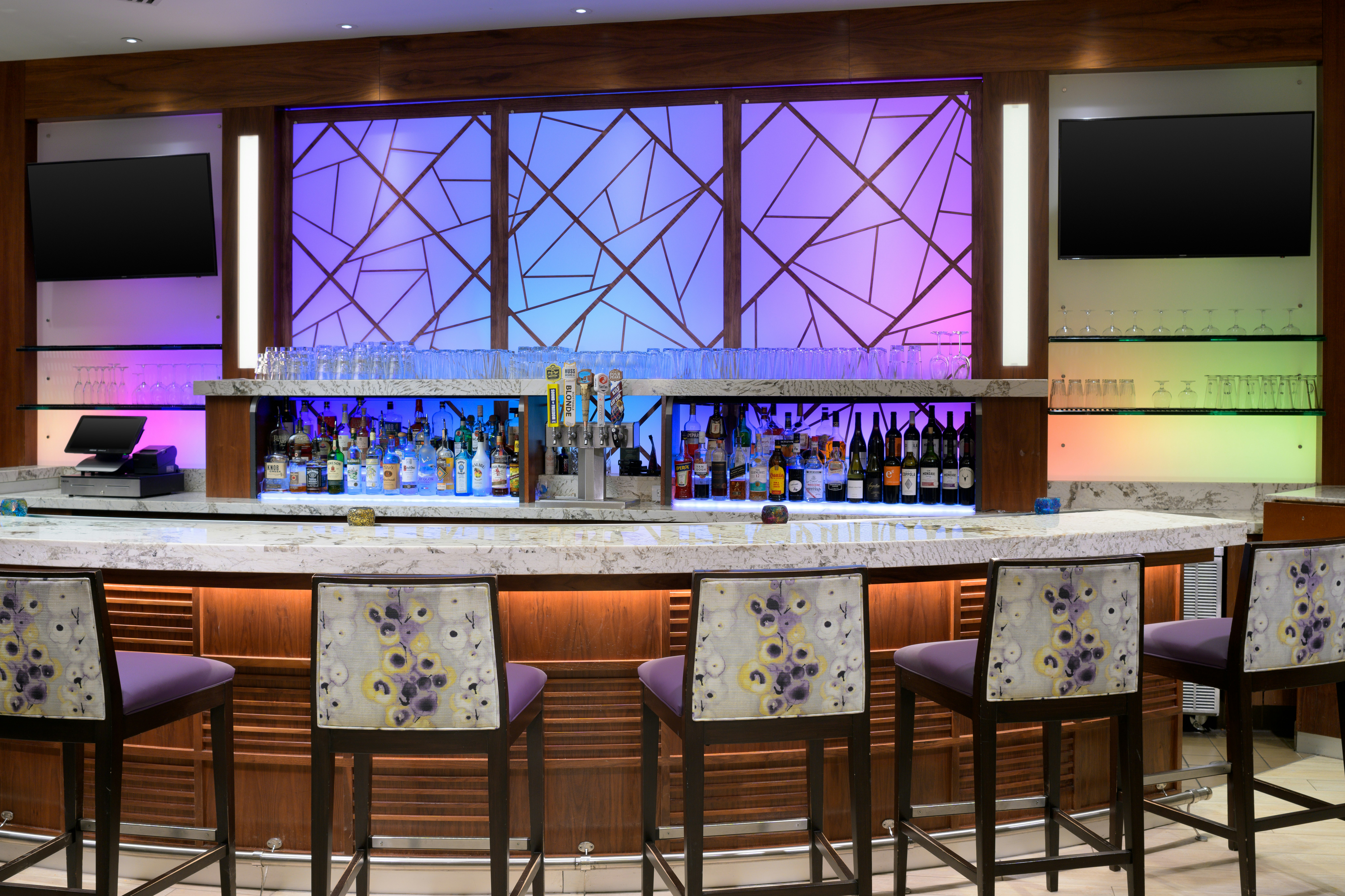 DoubleTree Suites by Hilton Hotel Phoenix 17/38