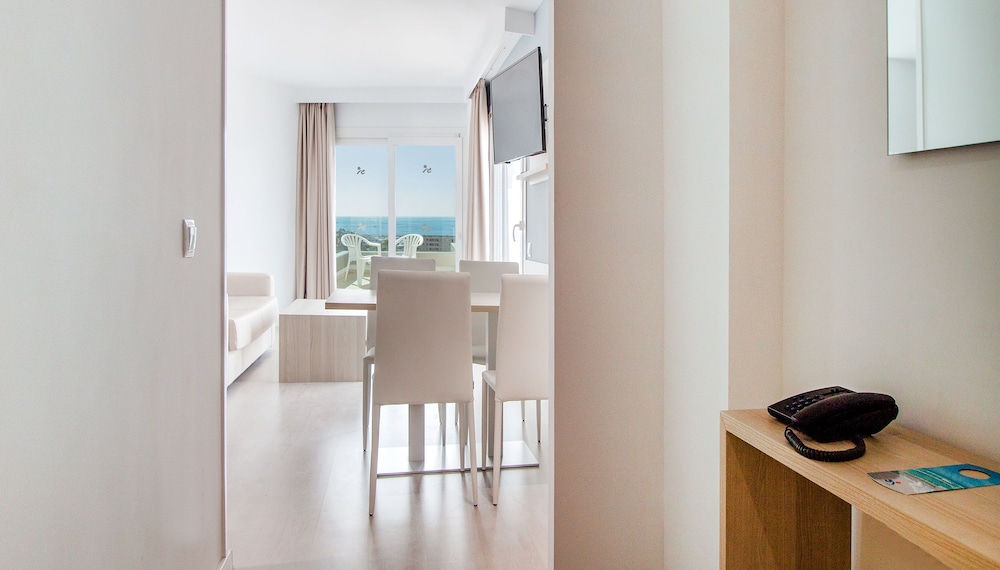 Tomir Portals Suites - Adults Only (+16) 78/80