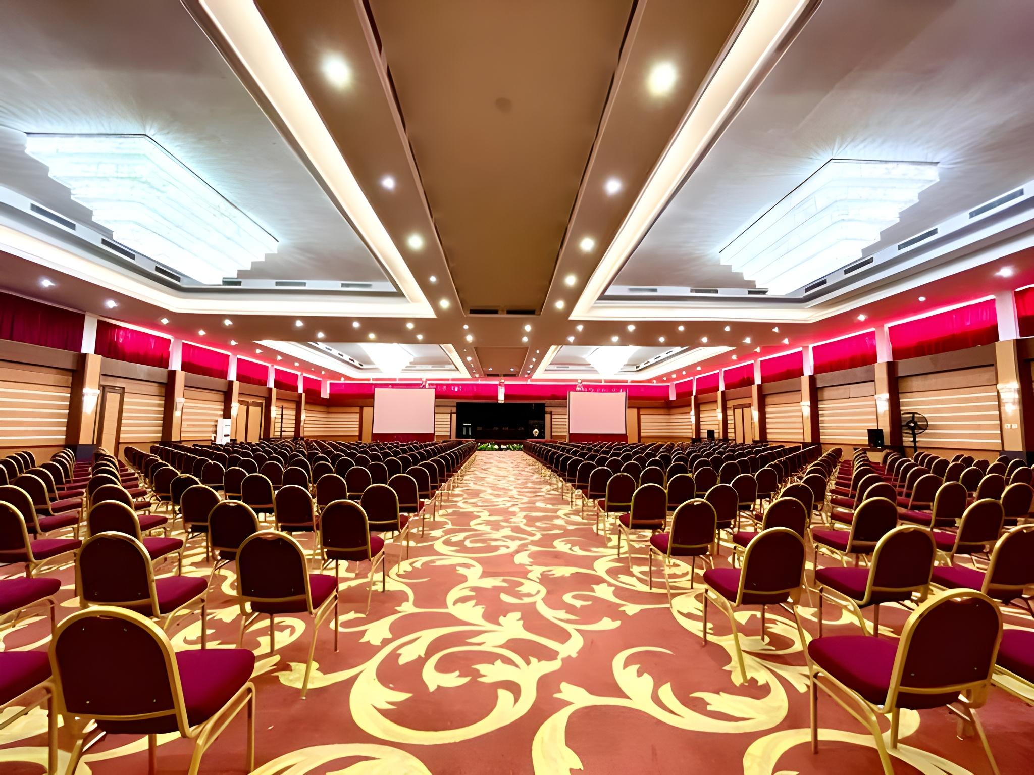 Grand Asrilia Hotel 49/50