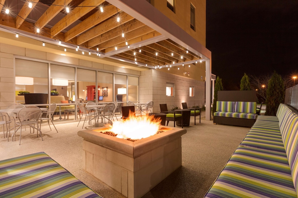 Home2 Suites by Hilton Canton 30/48