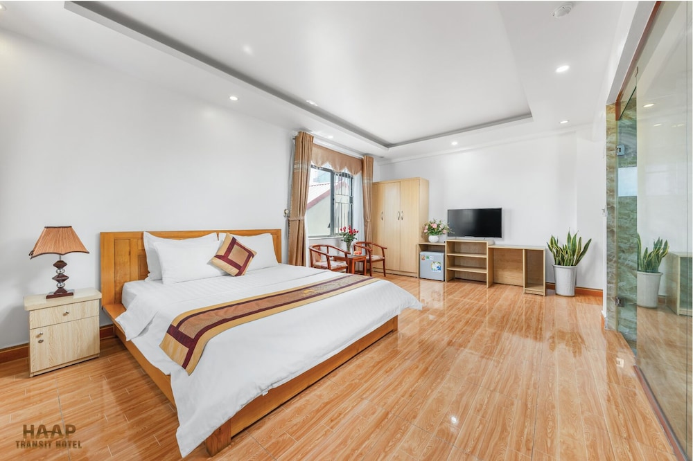 HAAP Transit Hotel 12/65