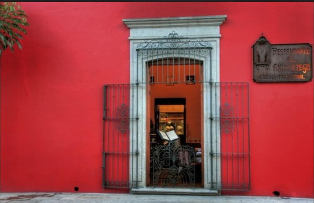 Parador San Miguel 6/79