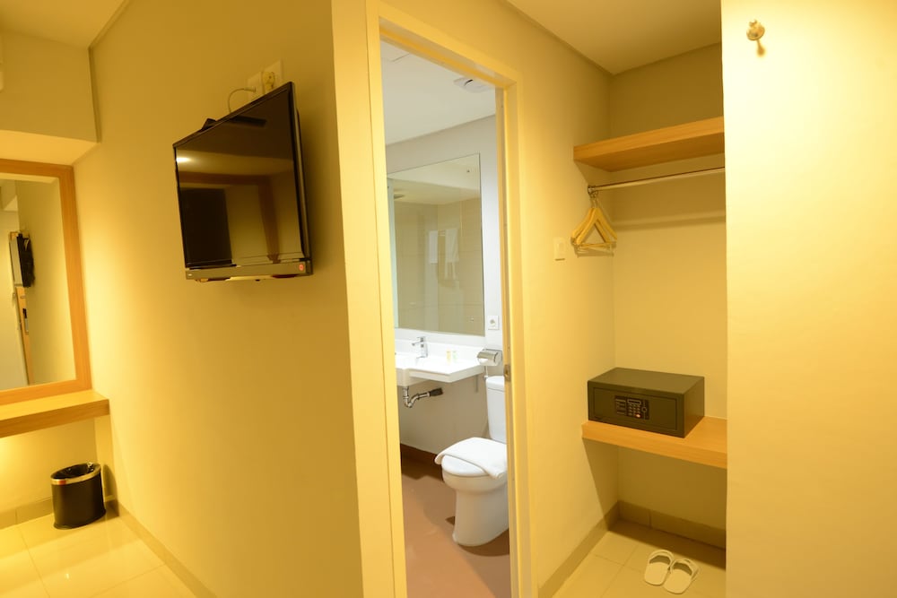 D'Cozie Hotel by Prasanthi 26/27