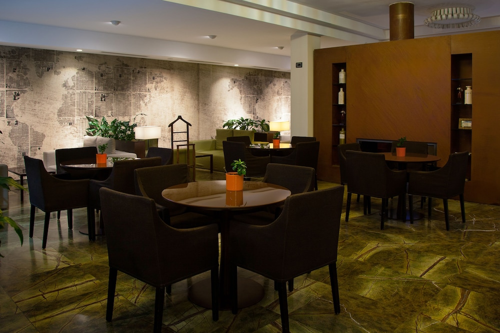 Comfort Hotel Astana 51/70