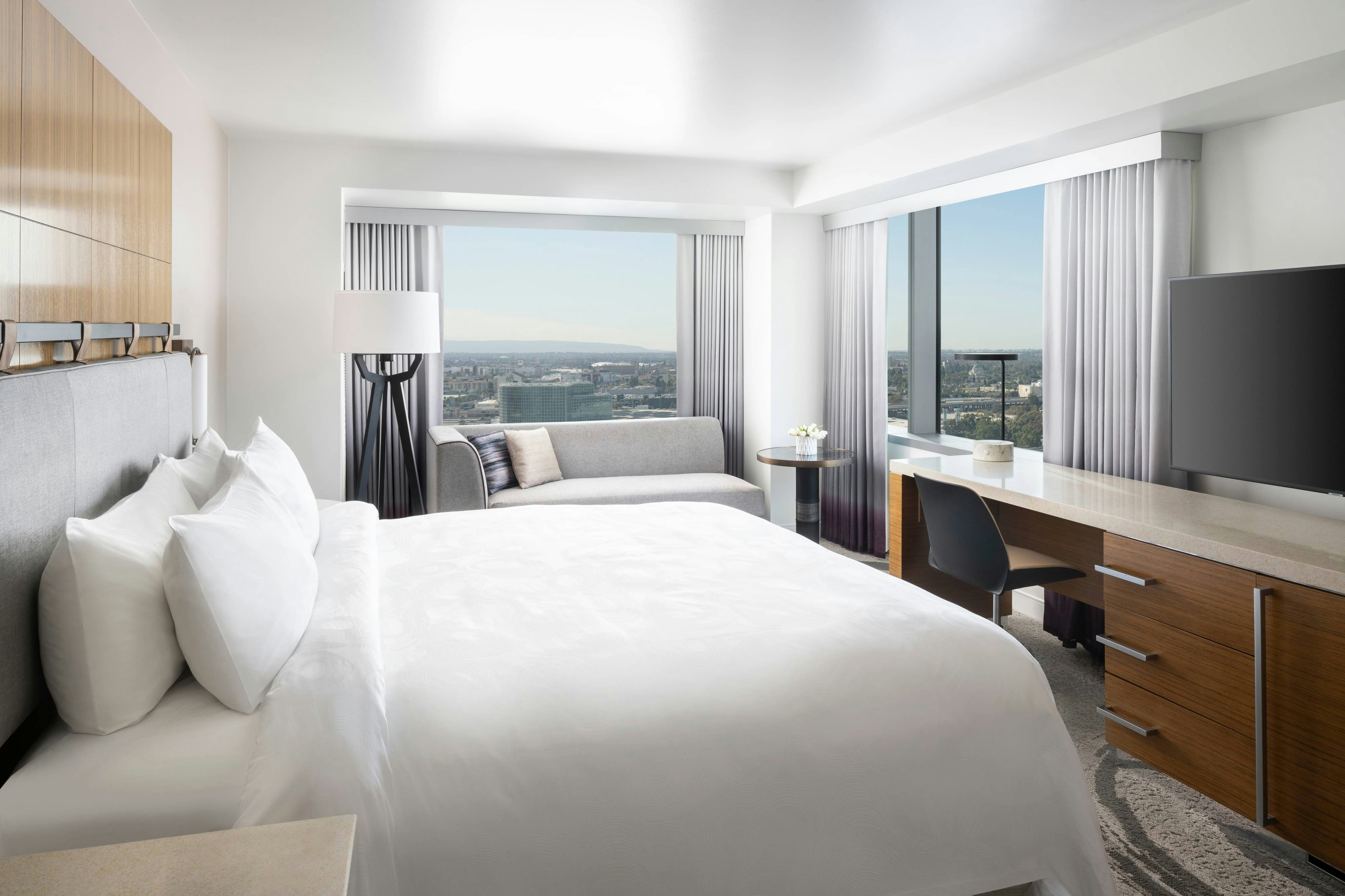 Room, King Bed