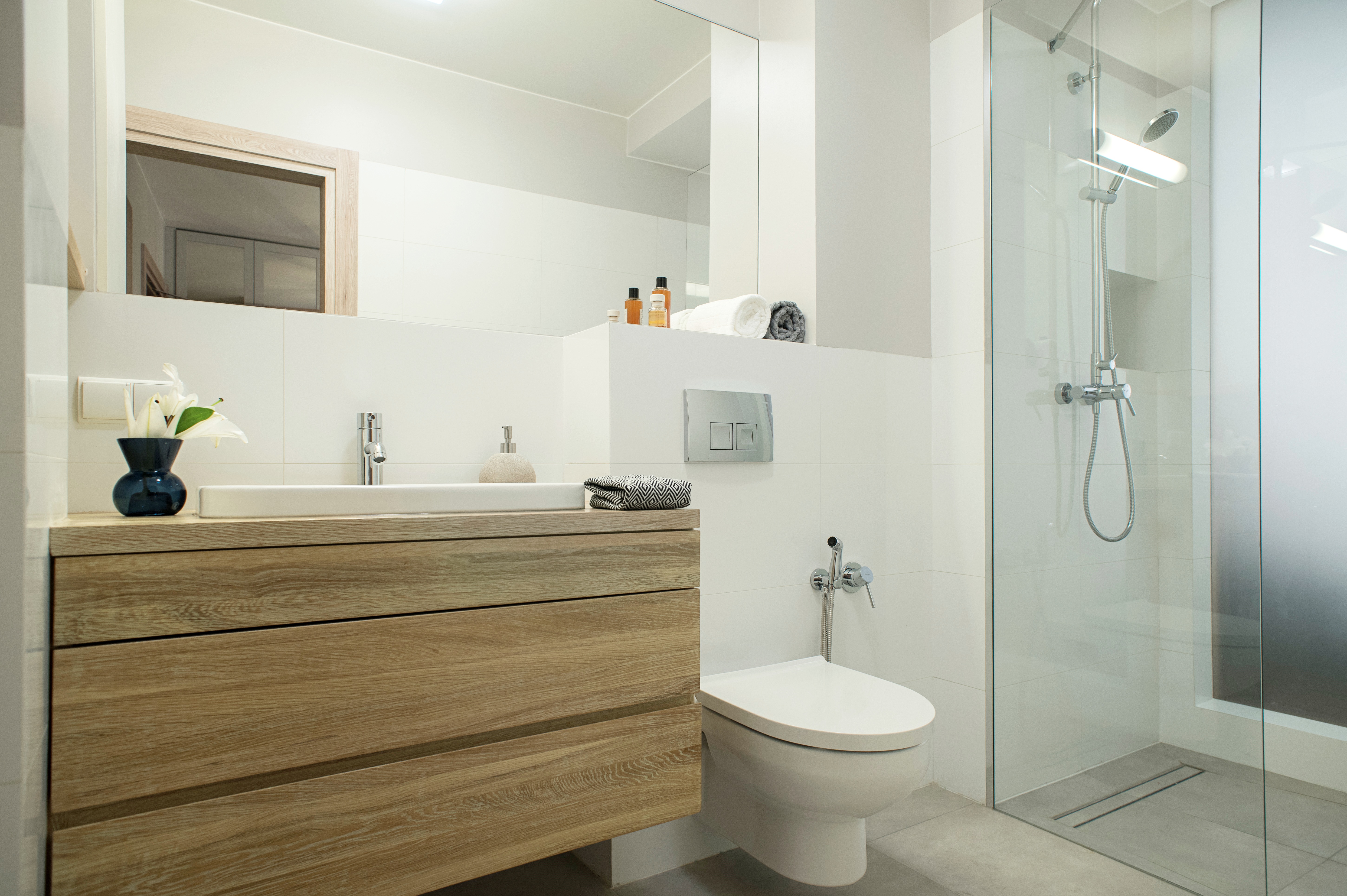 STUDIO, APARTMENT