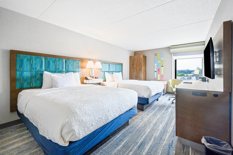 Hampton Inn St. Louis - Westport 7/40