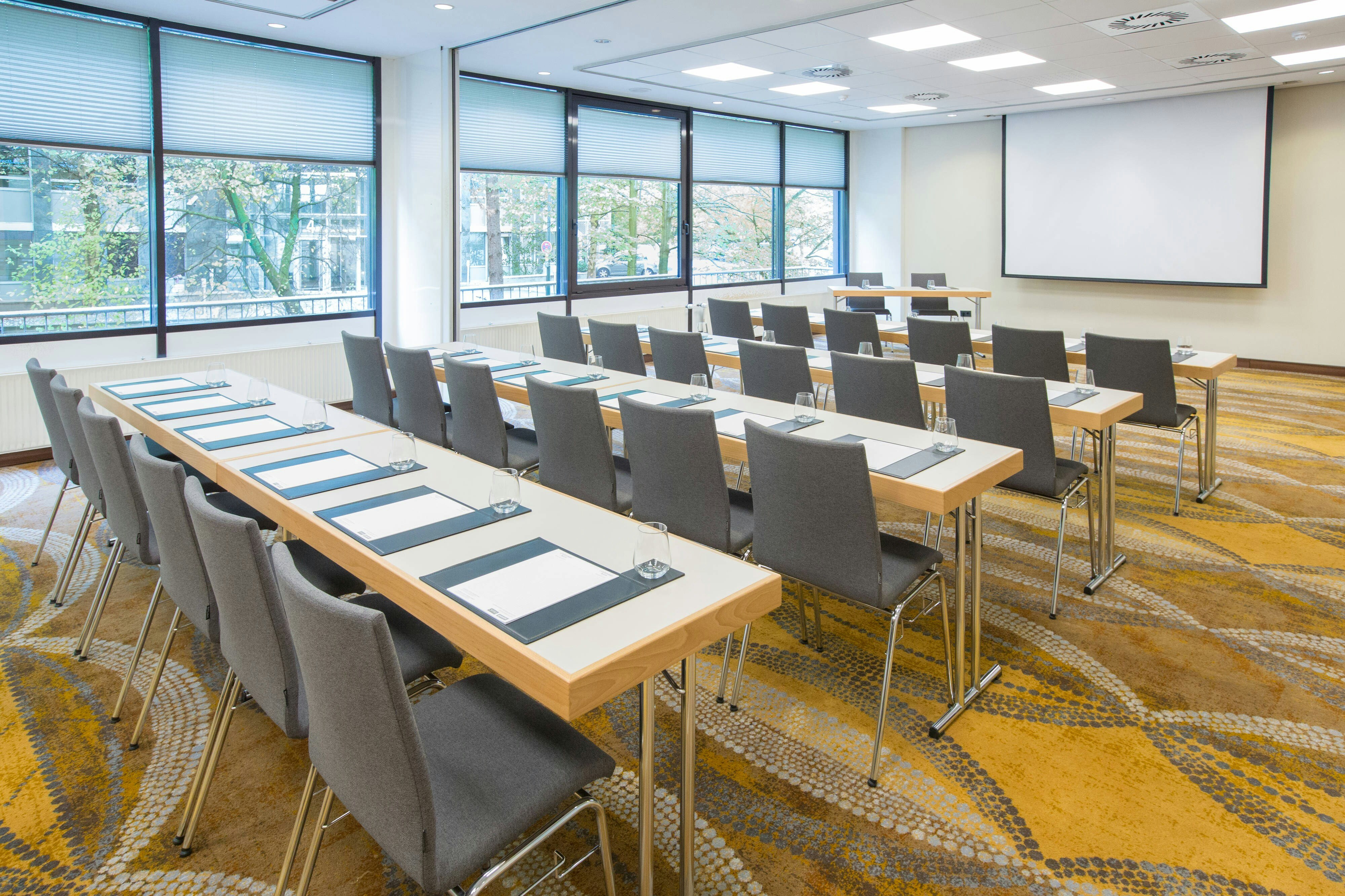 Courtyard By Marriott Seestern 34/43
