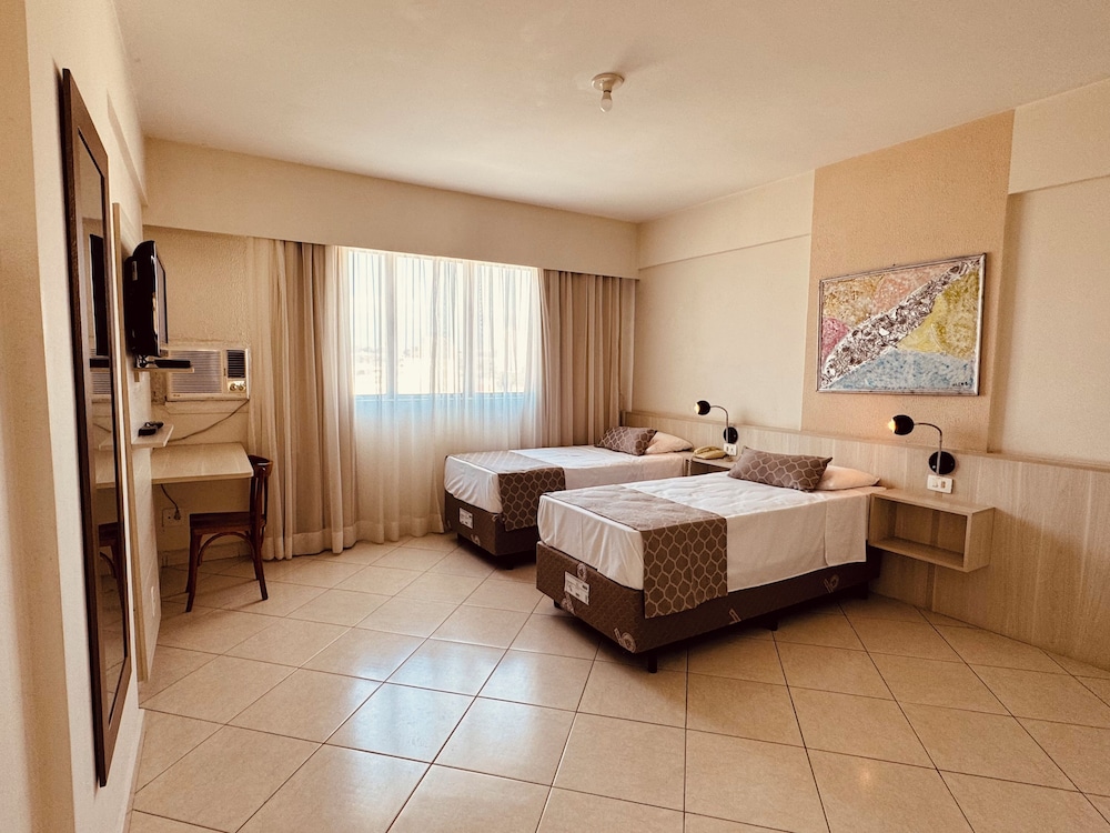 Binder Hotel Quality Inn 20/46