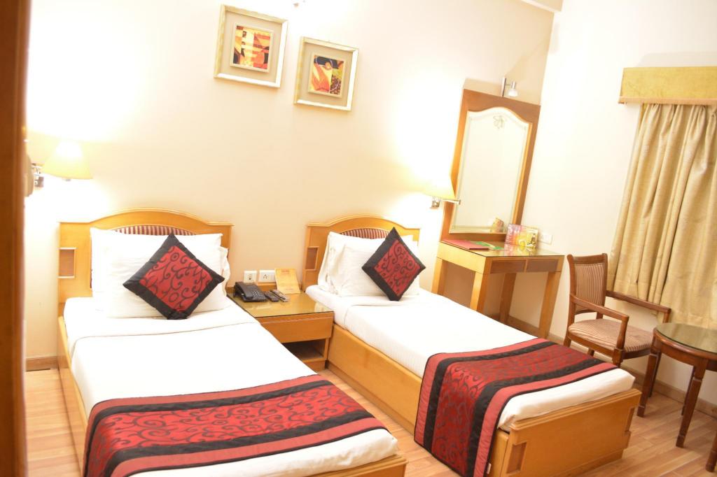 HOTEL ADITYAZ 10/41