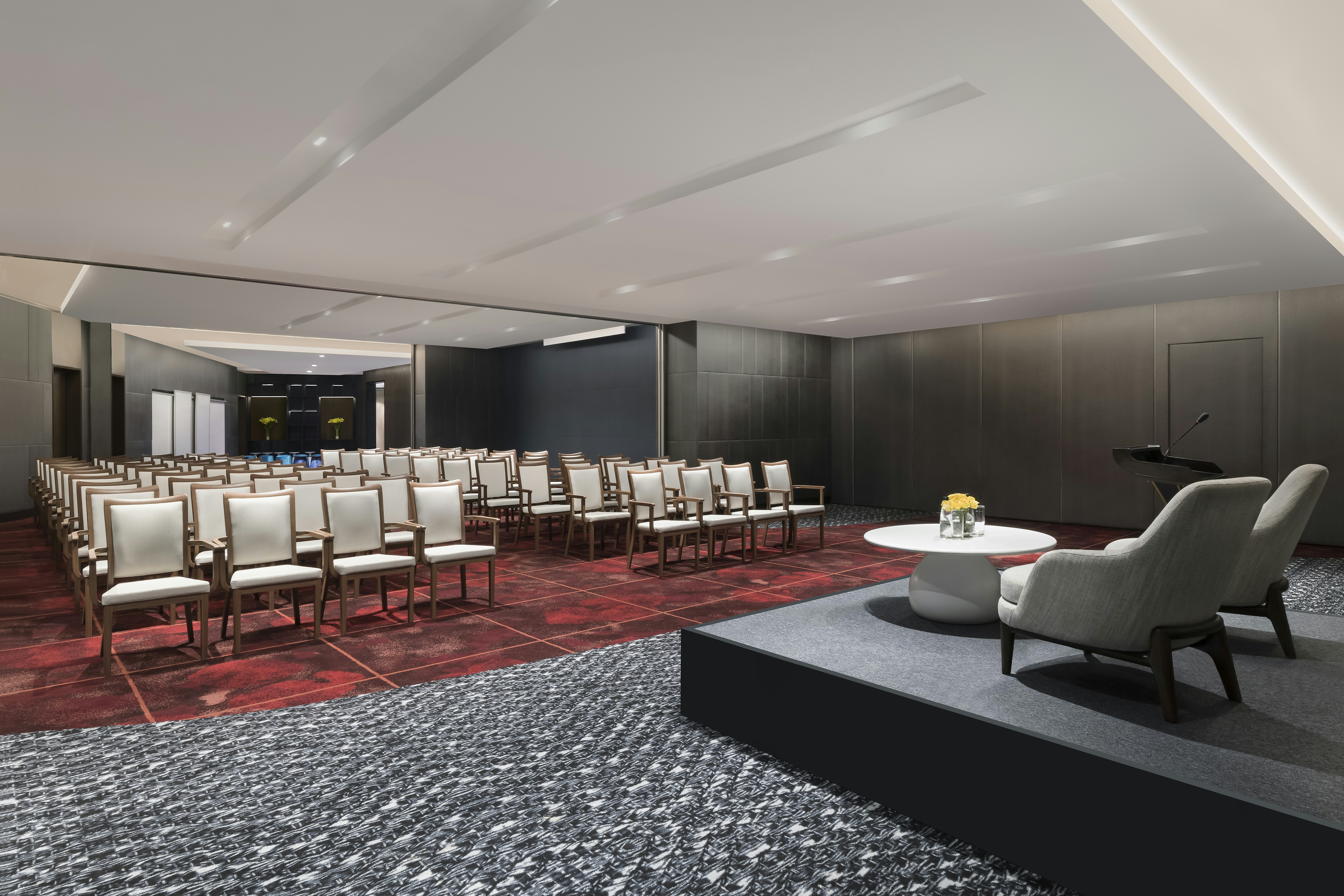 Hilton Bengaluru Embassy Manyata Business Park 40/47