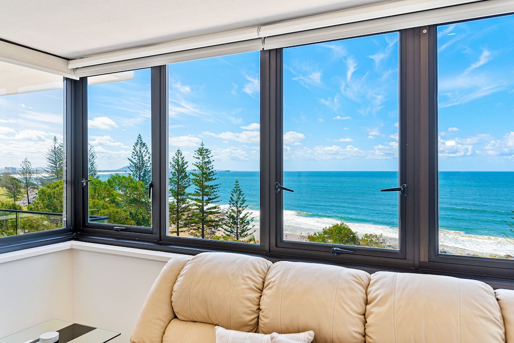 WINDWARD APARTMENTS 32/81