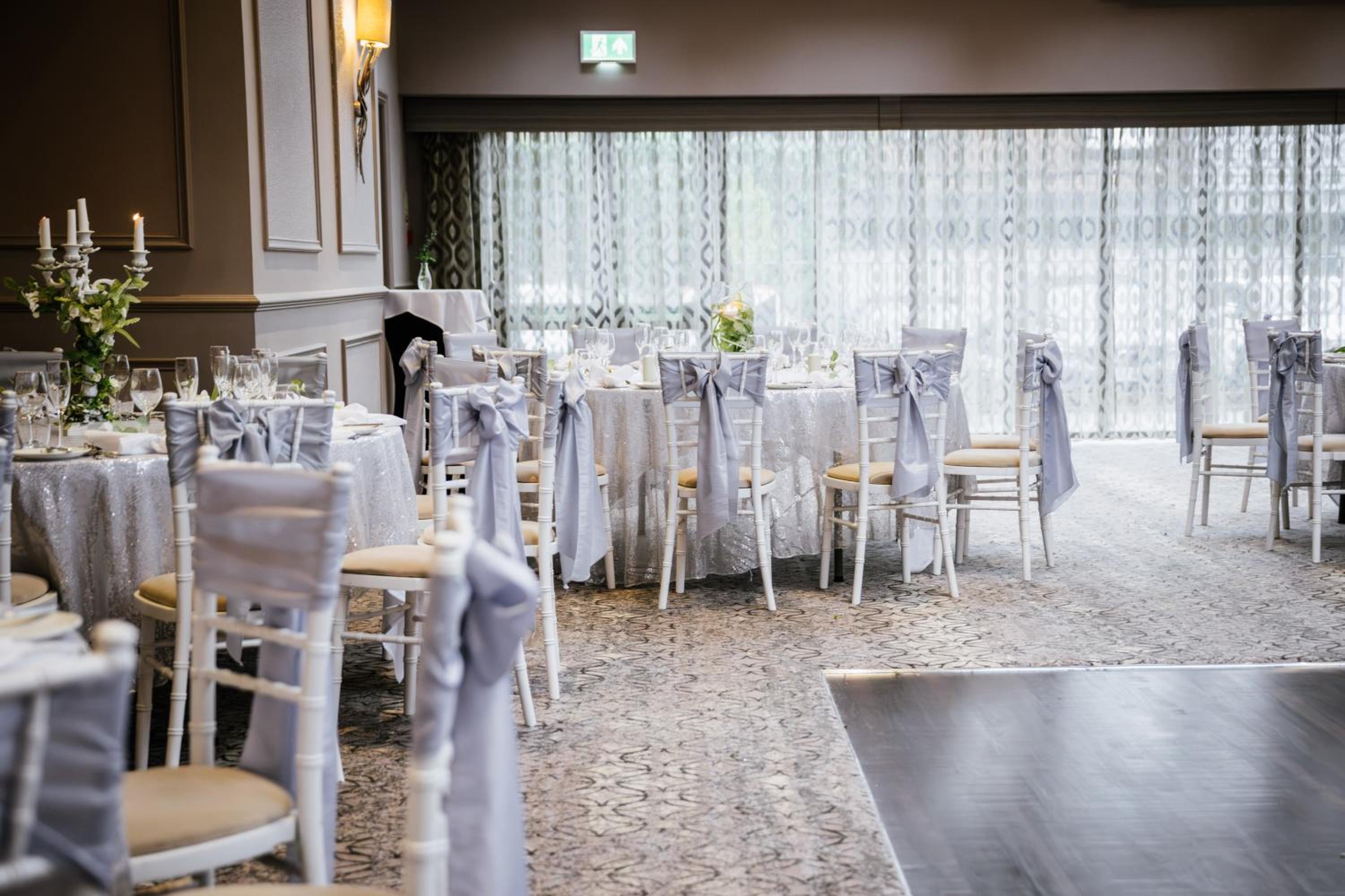 Clifton Arms Hotel 43/58