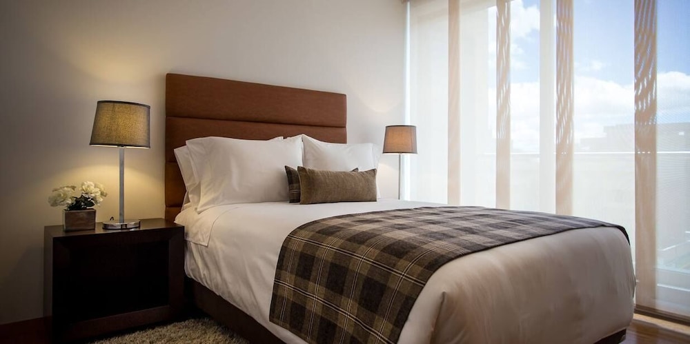 Hotel 93 Luxury Residences 16/69