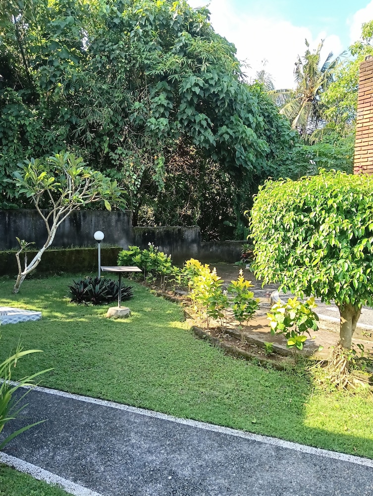 Sri Abi Ratu Villa 44/50