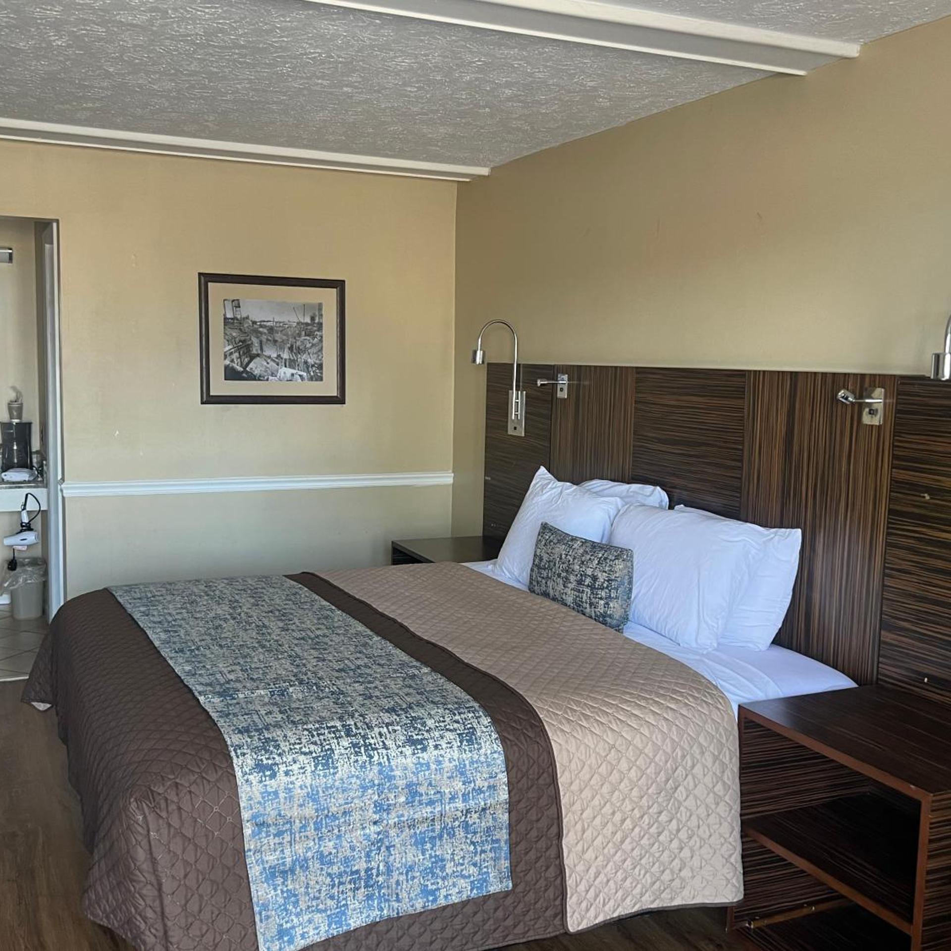 Towne Inn 19/50