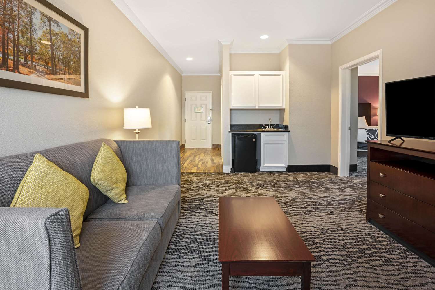 La Quinta Inn & Suites by Wyndham Houston - Magnolia 31/48