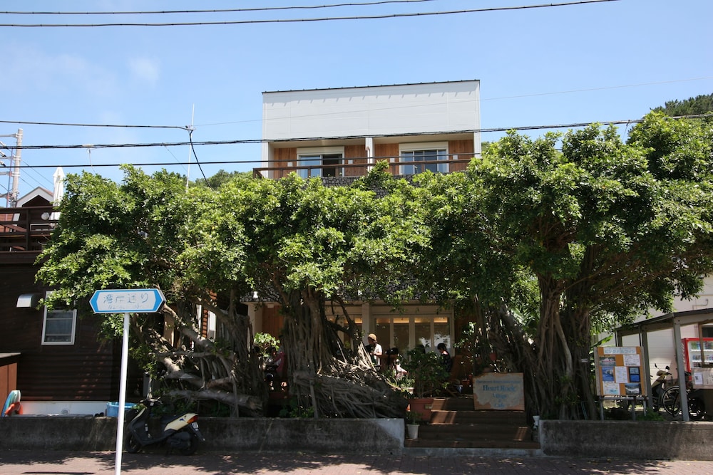 Heart Rock Village 28/35