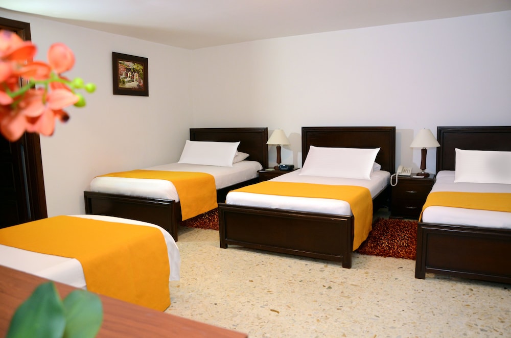Hotel Karlo 13/50