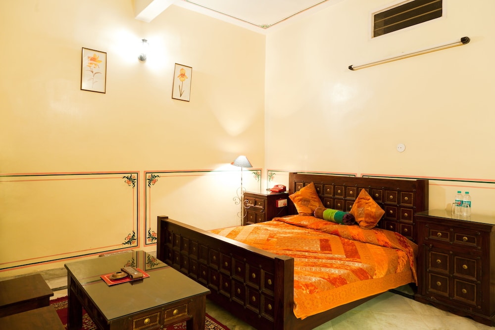 Bani Park Hotel 46/56