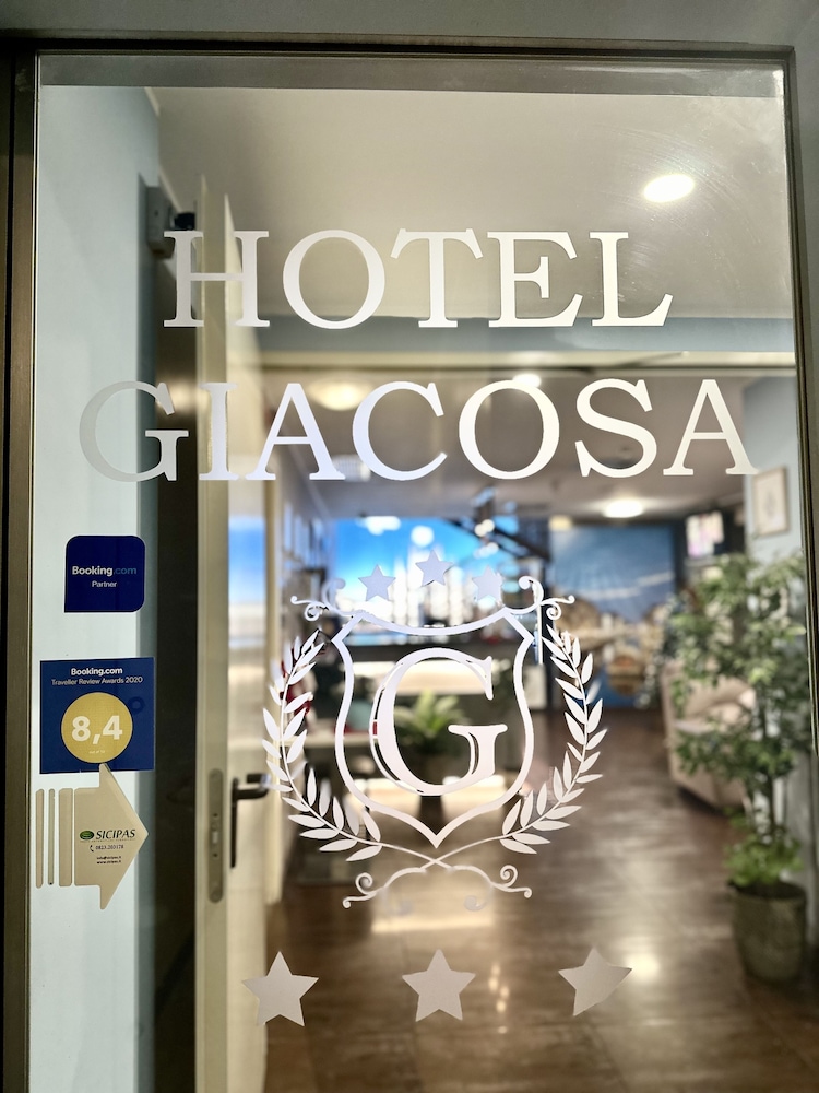 Hotel Giacosa 10/50