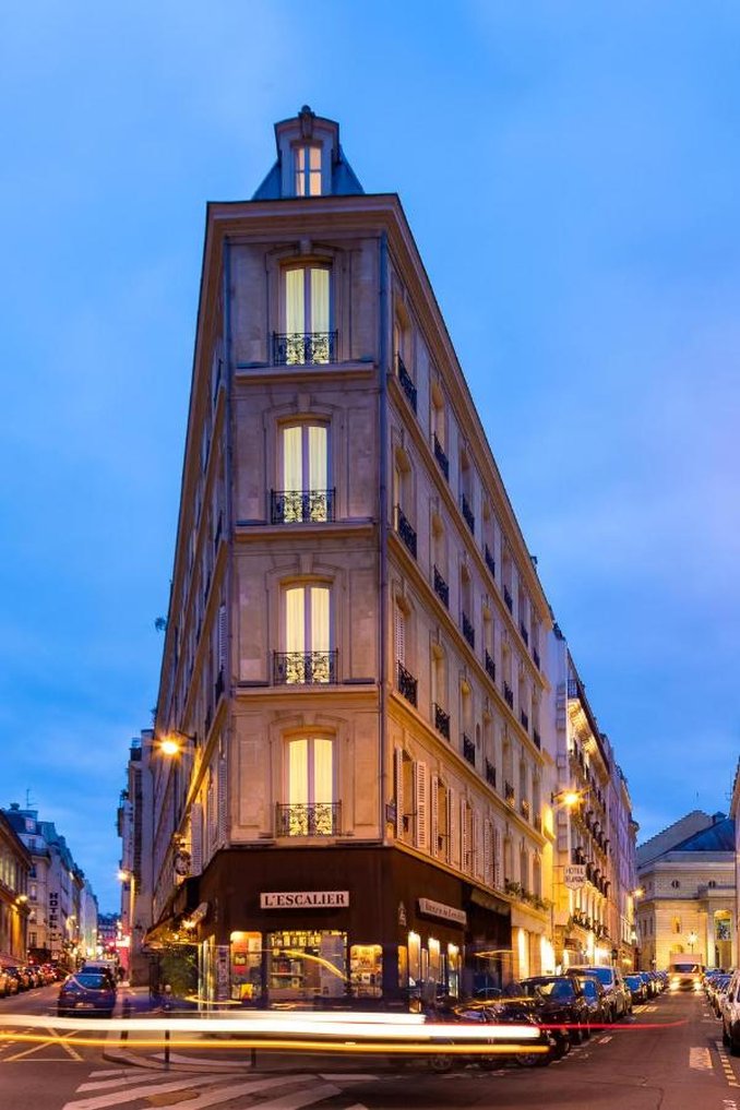 Hotel Delavigne 3/64