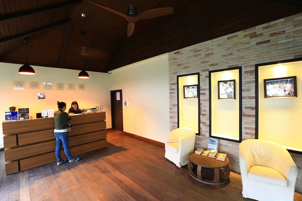 Sanae Beach Club 45/68