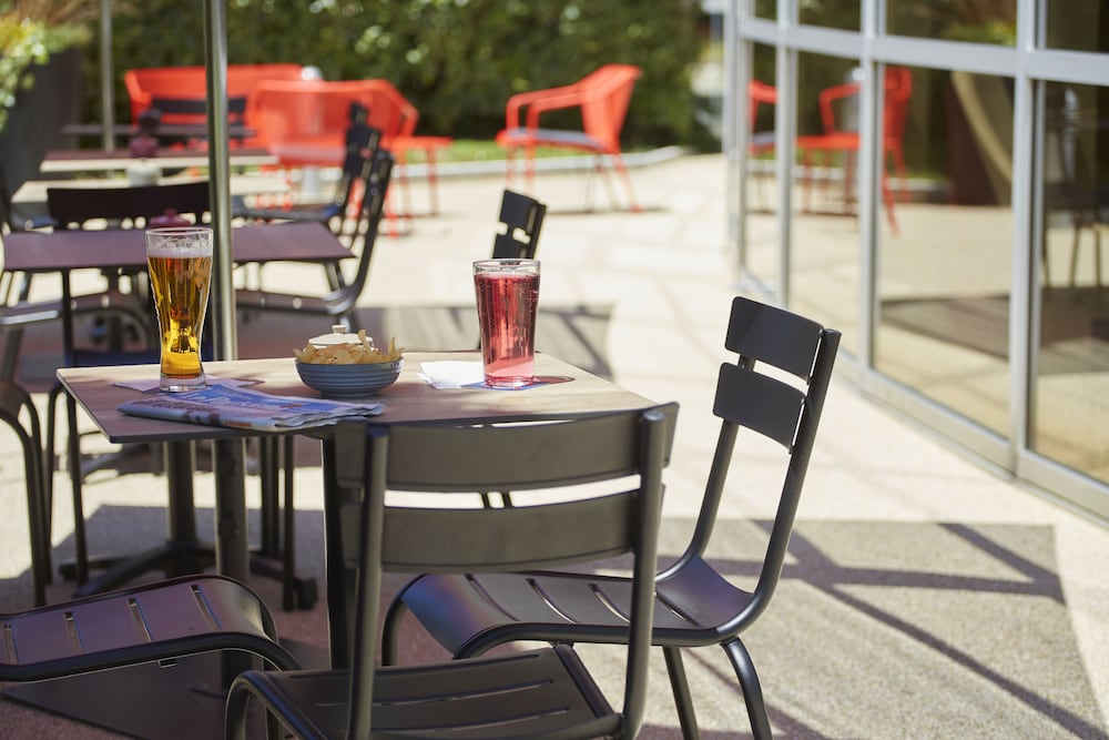 Ibis Archamps Porte De Geneve 37/46