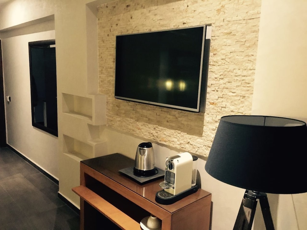 The Seven Hotel And Spa 43/47