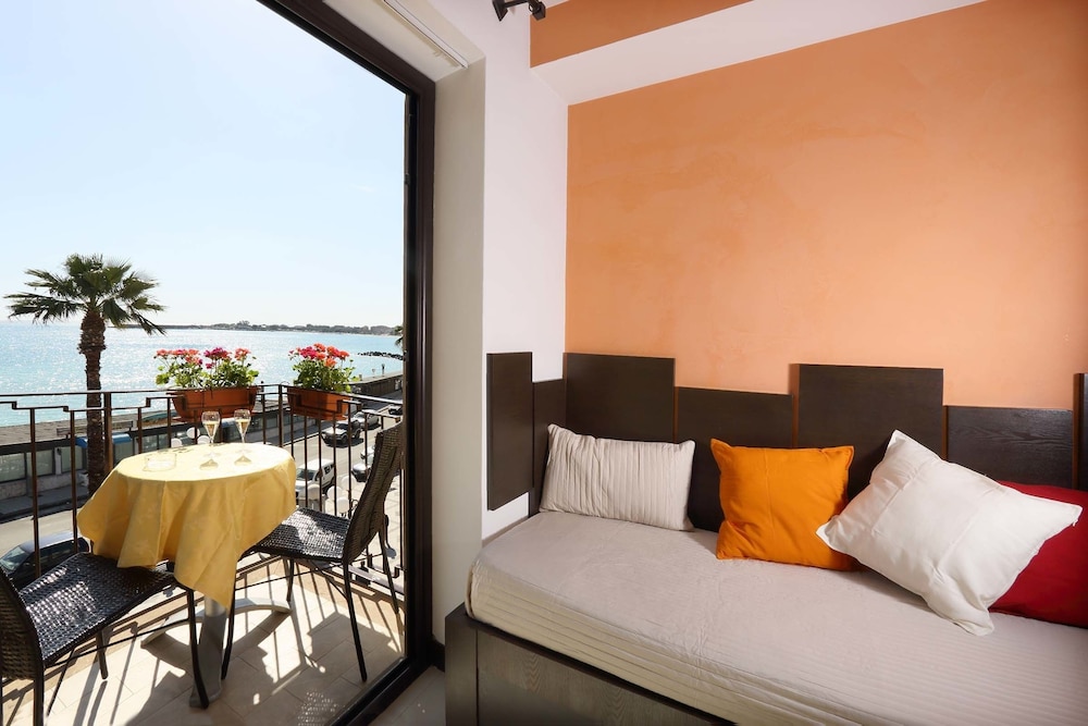 JUNIOR SUITE, BALCONY