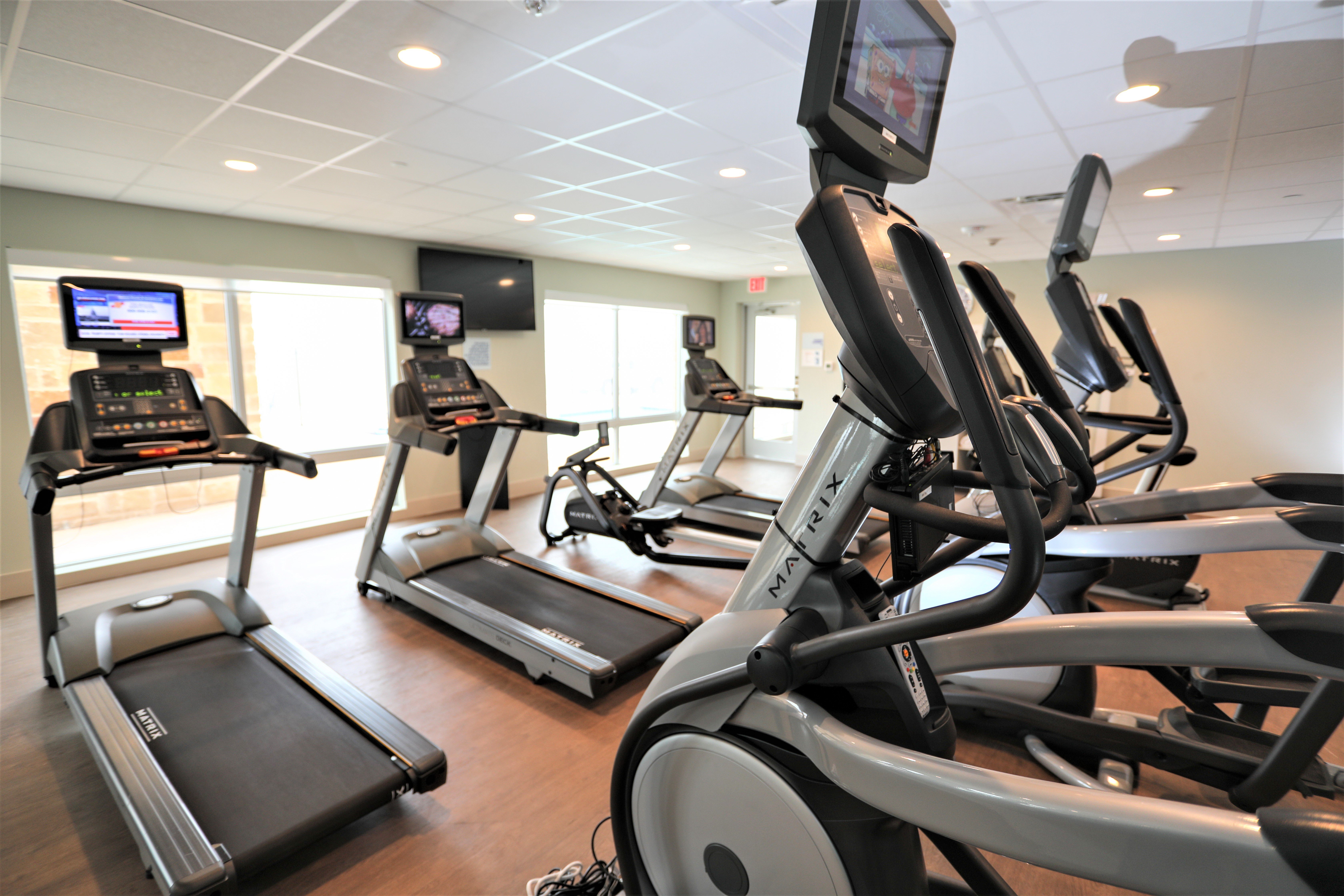 Holiday Inn Express Suites Forney 30/55