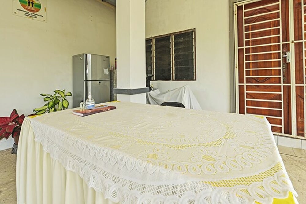 OYO Home 90388 Homestay Masha 11/26