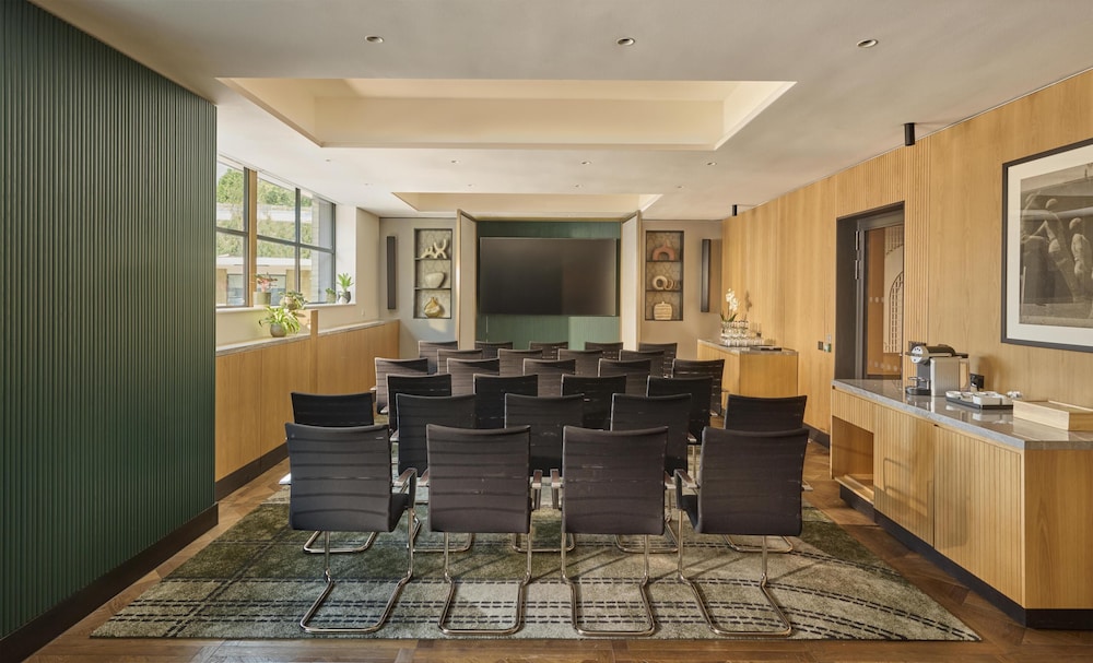 Hyatt Regency London Olympia 33/50
