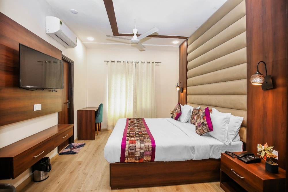 Hotel Karan Residency 26/50
