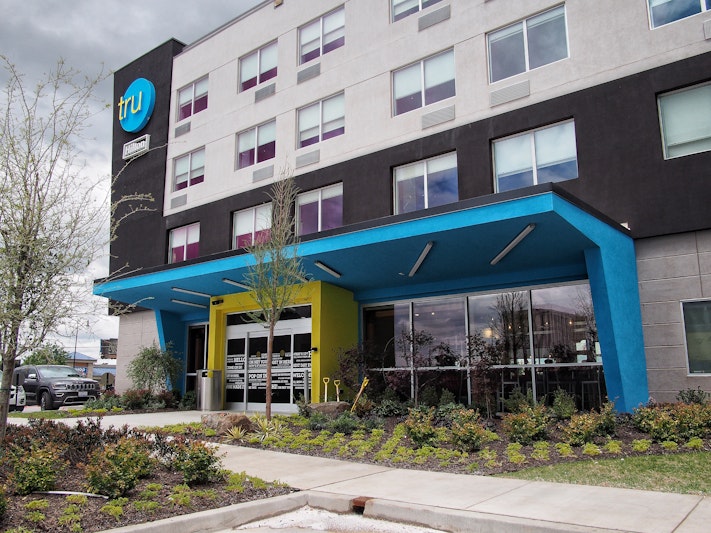 Tru by Hilton Oklahoma City Airport 2/40