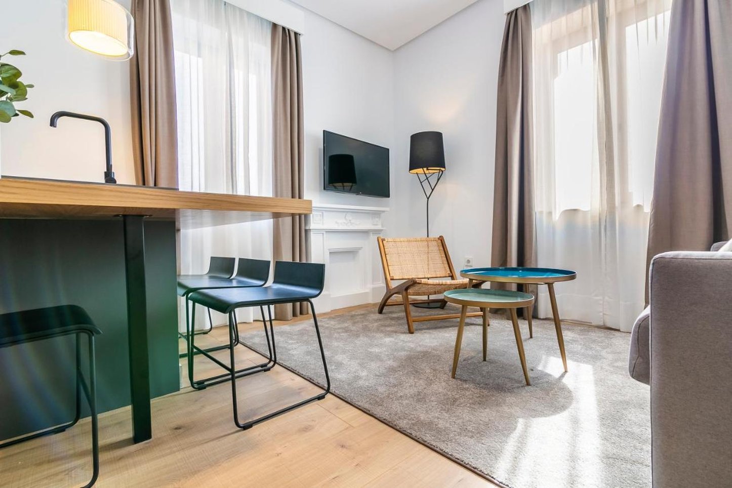 AQUITANIA HOME SUITES 28/36