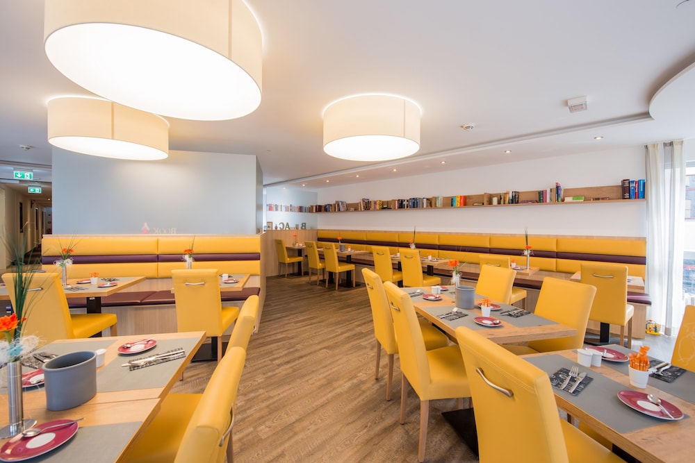 Book Hotel Leipzig 25/33