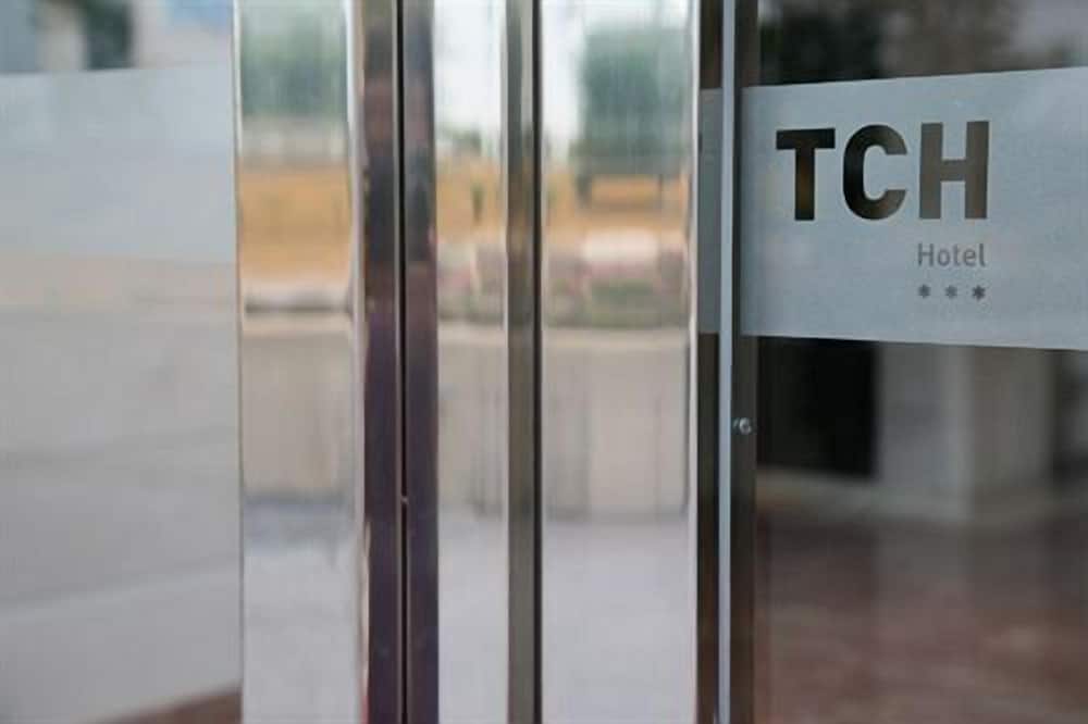 Tch Hotel 17/50