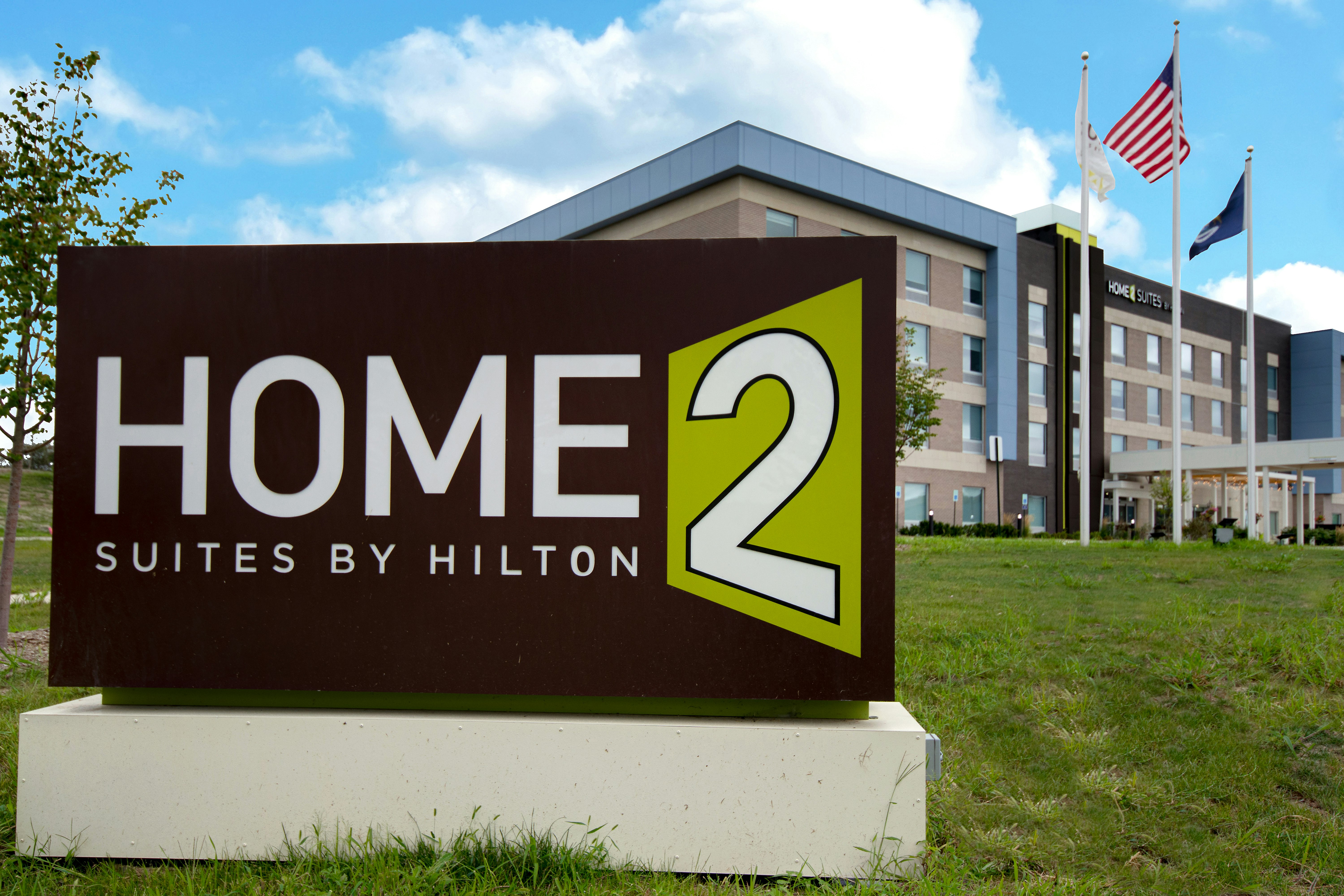 Home2 Suites by Hilton Grand Rapids Airport 3/24