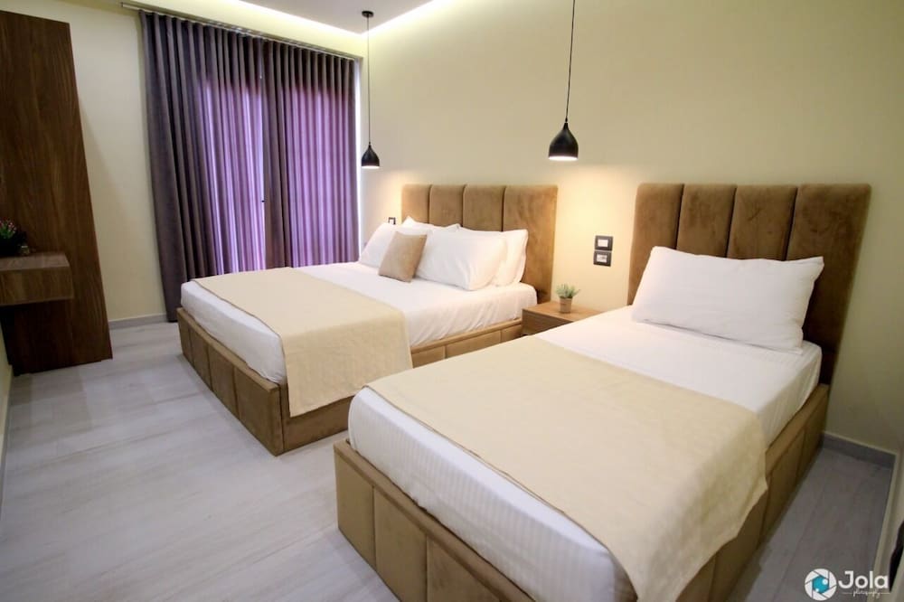 Hotel Sunway 8/25