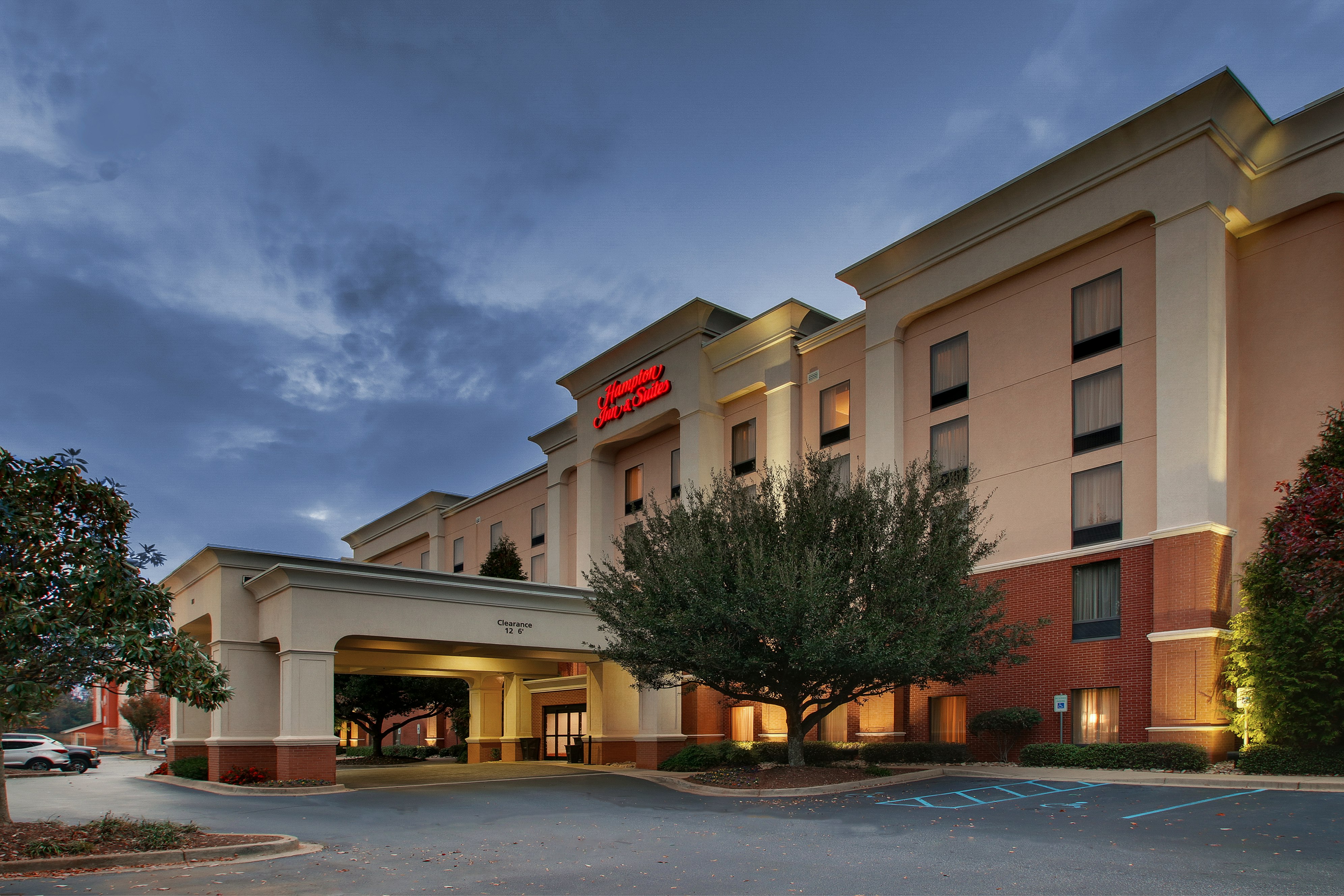 Hampton Inn Suites Spartanburg I 26 Westgate Mall 57/59