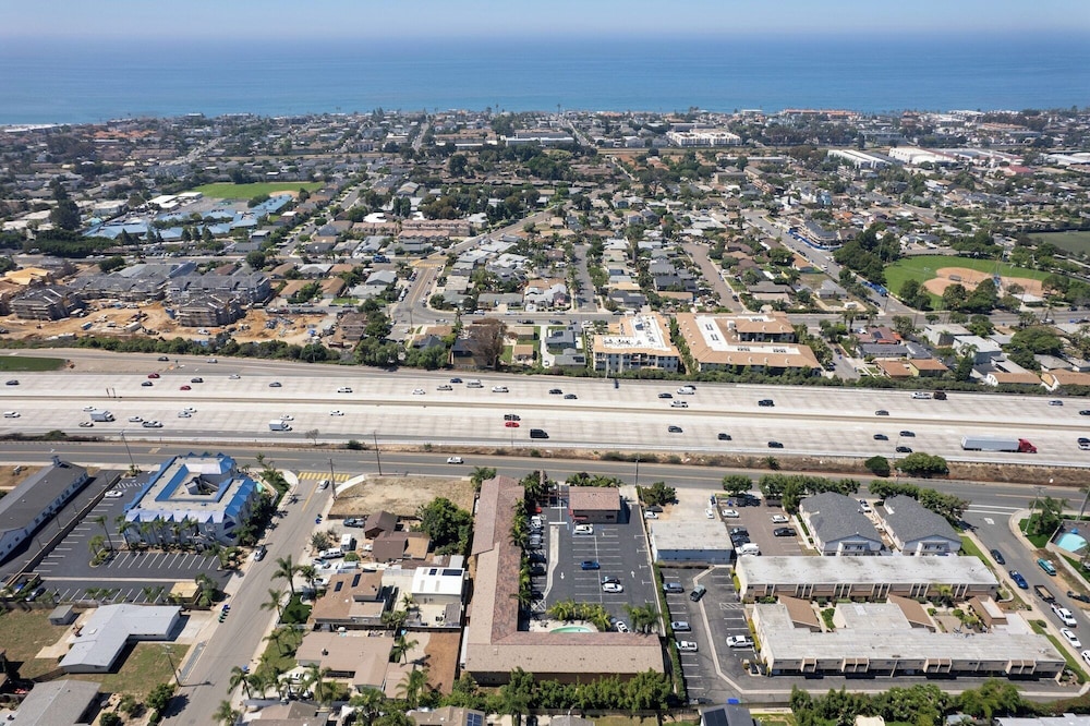 Motel 6 Carlsbad, CA - North Near Legoland 57/66