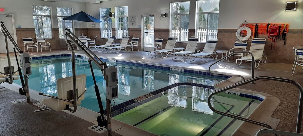 swimming pool spa