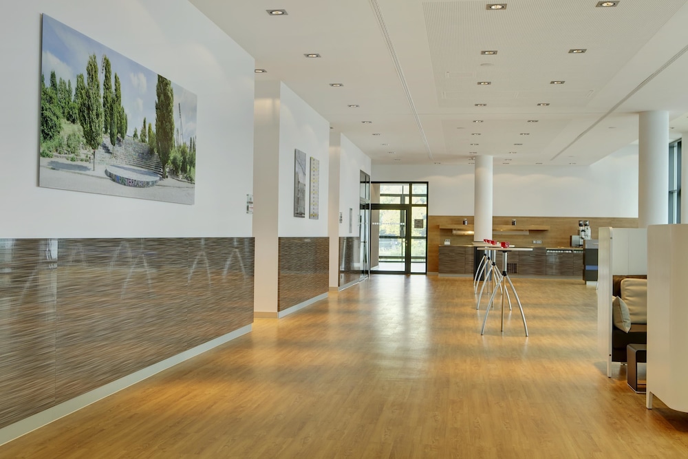 InterCity Hotel Berlin Hauptbahnhof 6/35